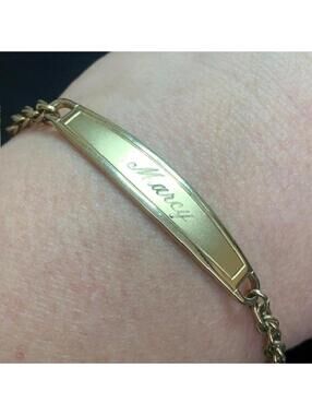 B2304 Signed Speidel USA Vintage Gold Tone ID Bracelet 7" Engraved "Marcy"